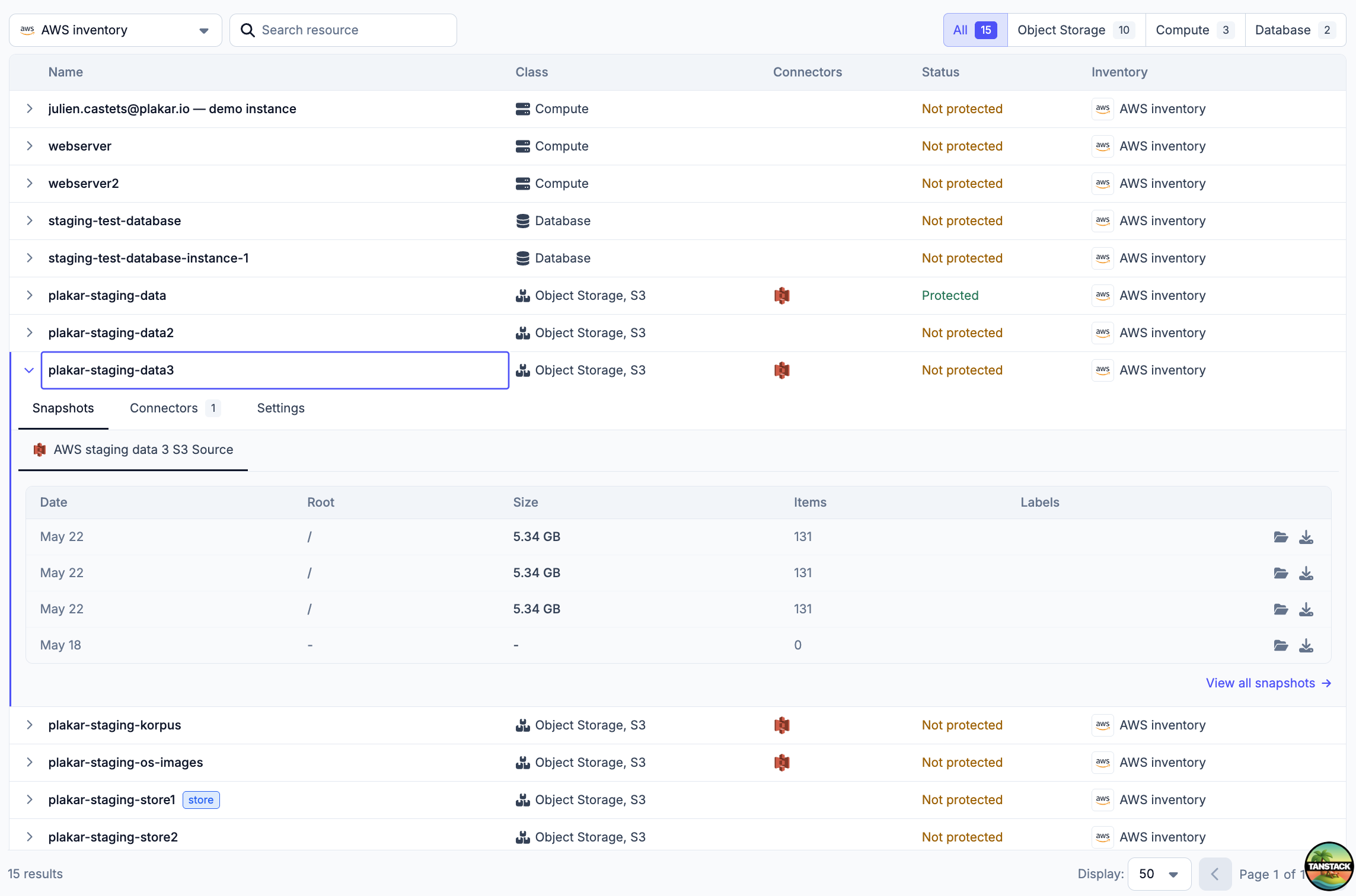 A Plakar table in context &ndash; the inventories view with pagination controls
